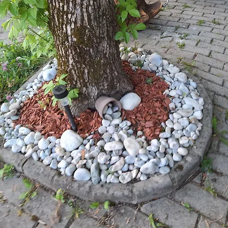 Kompleks wypoczynkowy Hiska Ela 109 *